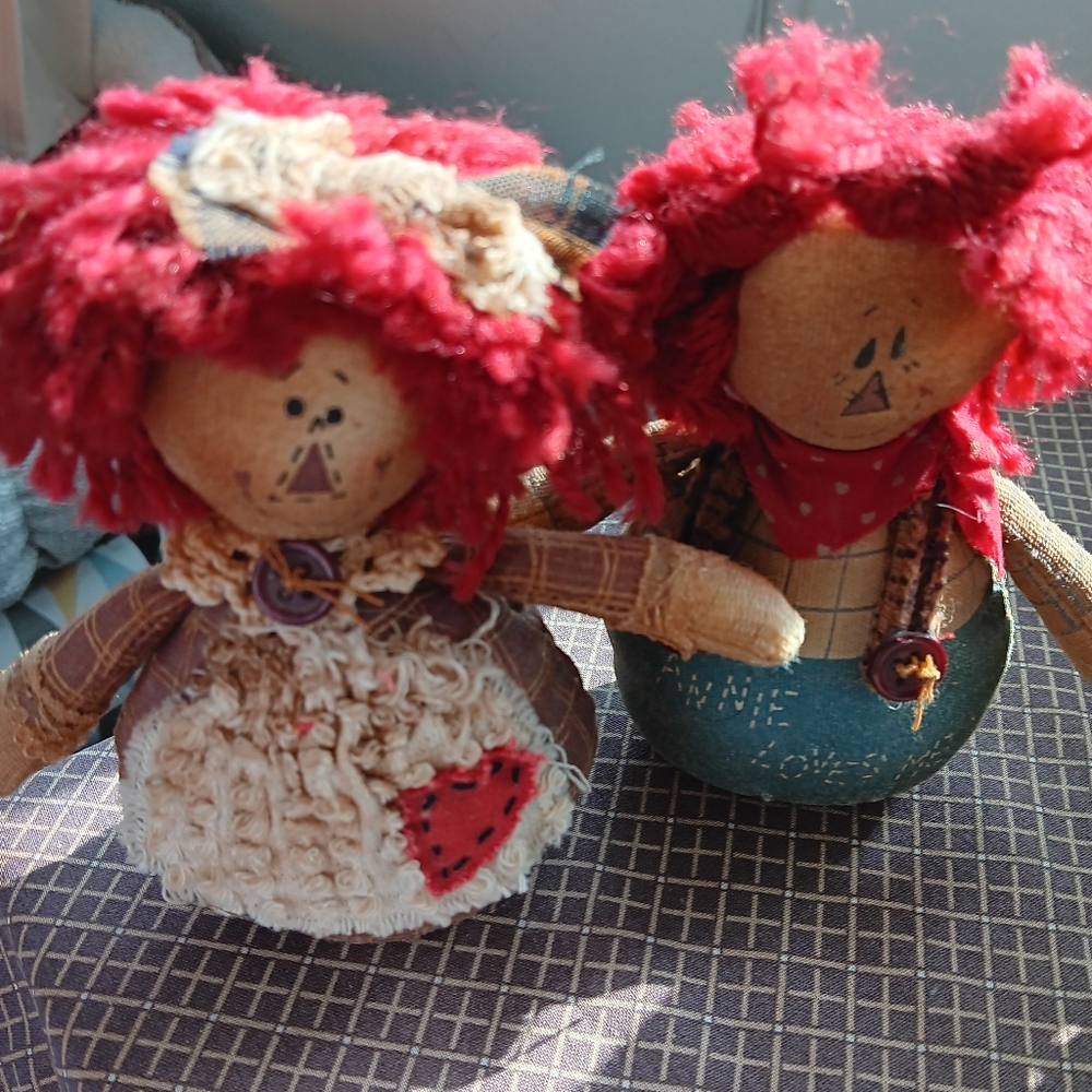 Raggedy Ann & Andy folk art weighted dolls By hallmark?? - Picture 2 of 8